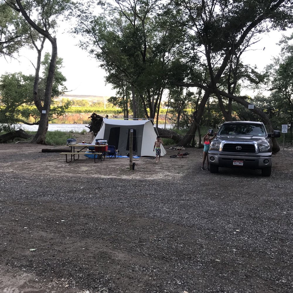 Palisade Basecamp RV Resort - Our river bottom tent site - RV Parks Near Me - Palisade, Colorado Palisade Basecamp RV Resort - Our river bottom tent site - RV Parks Near Me - Palisade, Colorado