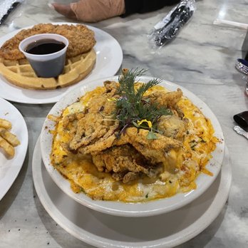 Brunch Junkie - Mac and cheese with crab meat and a soft shell crab not bad at all. - Breakfast & Brunch Near Me - Zachary, Louisiana Brunch Junkie - Mac and cheese with crab meat and a soft shell crab not bad at all. - Breakfast & Brunch Near Me - Zachary, Louisiana