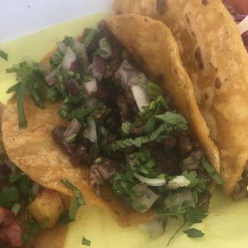 Tacos el Patron - Dry flavorless carne asada. Desperately needed sauce and salt. - Food Trucks Near Me - Beaverton, Oregon Tacos el Patron - Dry flavorless carne asada. Desperately needed sauce and salt. - Food Trucks Near Me - Beaverton, Oregon