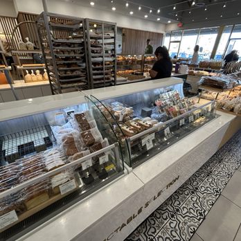 Tous Les Jours - Inside - Bakeries Near Me - Las Vegas, Nevada Tous Les Jours - Inside - Bakeries Near Me - Las Vegas, Nevada