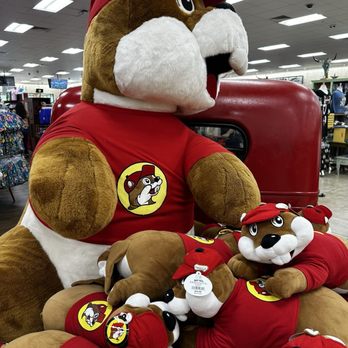 Buc-ee’s - Gas Stations Near Me - Sevierville, Tennessee