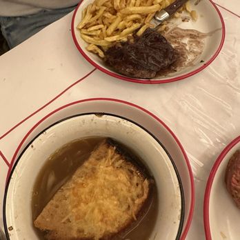 Bouillon République - French Near Me - Paris