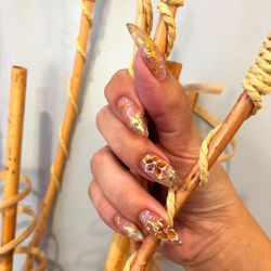 Coral Nail Salon - Fall design
