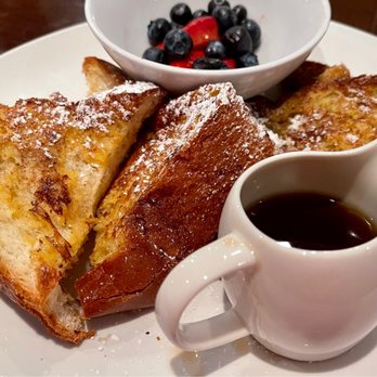 Halyards Restaurant - French Toast. - Seafood Near Me - Saint Simons Island, Georgia