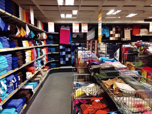 Poco Einrichtungsmarkt Hamburg Altona 14 Photos Furniture Stores Waidmannstr 10 Altona Nord Hamburg Germany Phone Number Yelp