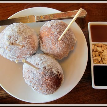 Star Noodle - Malasadas - Chocolate and Butterscotch Caramel Sauces, Peanuts     5     Not as good as Leonard's but what is? - Asian Fusion Near Me - Lahaina, Hawaii