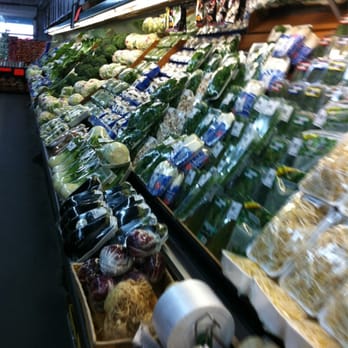 Fruits Et Legumes Mercier - a produce section - Fruits & Veggies Near Me - Mercier, Quebec Fruits Et Legumes Mercier - a produce section - Fruits & Veggies Near Me - Mercier, Quebec