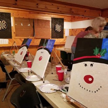 Gera Tavern - a group of people painting snowmen - Dive Bars Near Me - Frankenmuth, Michigan Gera Tavern - a group of people painting snowmen - Dive Bars Near Me - Frankenmuth, Michigan