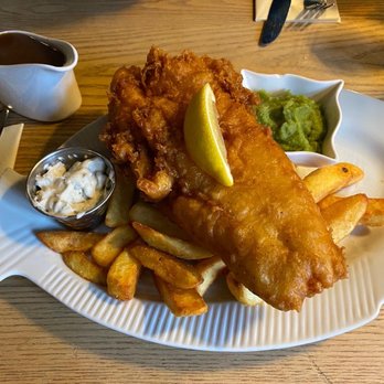 Old Thatch Tavern - Fish and chips - Pubs Near Me - Stratford Upon Avon, WAR Old Thatch Tavern - Fish and chips - Pubs Near Me - Stratford Upon Avon, WAR