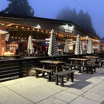 Willamette Garage - Food Trucks Near Me - West Linn, Oregon