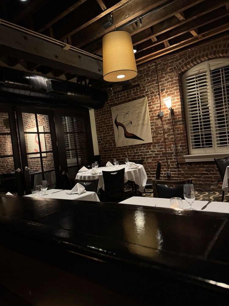 Shoemaker's Restaurant