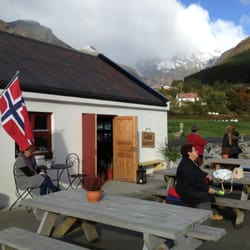 Cafe Souvenir - Cafe Souvenir is really an oasis in heaven!
