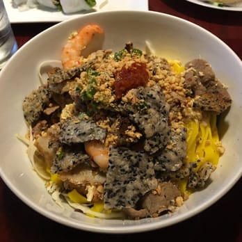 Huynh Restaurant - Yellow noodle-$7.95 for regular size - Vietnamese Near Me - Houston, Texas Huynh Restaurant - Yellow noodle-$7.95 for regular size - Vietnamese Near Me - Houston, Texas