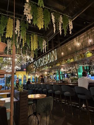 Sourbon Kitchen & Bar by null