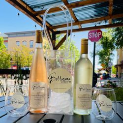 Bellacana Vineyards - Thursday night Music on the green grab bags!