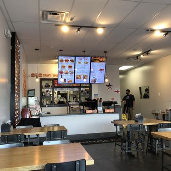 BurgerIM - the inside of a fast food restaurant - Burgers Near Me - Hilliard, Ohio