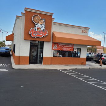 Randy's Donuts - First Vegas location, 6 more locations are planned in the Vegas valley - Coffee & Tea Near Me - Las Vegas, Nevada Randy's Donuts - First Vegas location, 6 more locations are planned in the Vegas valley - Coffee & Tea Near Me - Las Vegas, Nevada