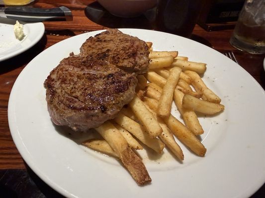 LongHorn Steakhouse by null