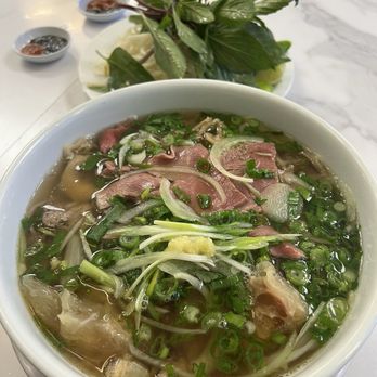 Pho Duoi Bo - 7. Pho Filet Mignon, Tendon - Vietnamese Near Me - San Jose, California Pho Duoi Bo - 7. Pho Filet Mignon, Tendon - Vietnamese Near Me - San Jose, California