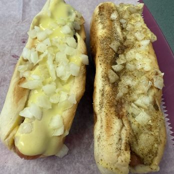 Ben's Chili Dogs - Chili Cheese Dog Cheese Dog - Hot Dogs Near Me - Newport, Rhode Island