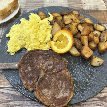 Eggscellent - Steak with Eggs Breakfast - Breakfast & Brunch Near Me - Las Vegas, Nevada