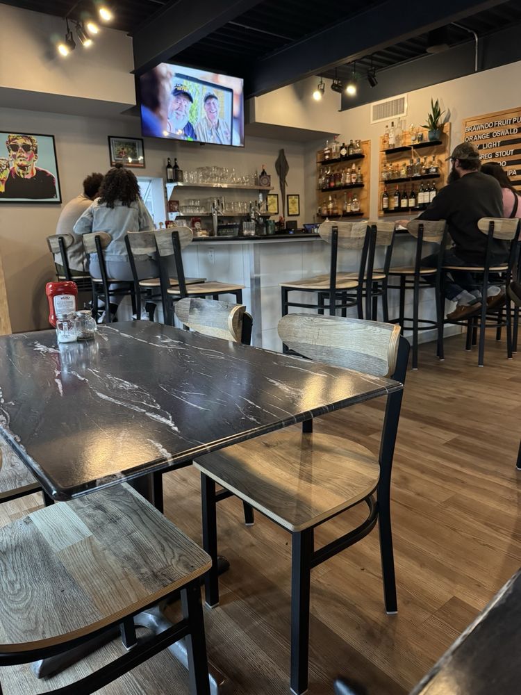 Fernbank Public House