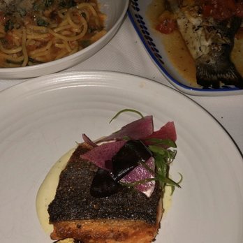 The Terrace - Spaghetti al pomodoro, Wild Salmon, Whole Grilled Branzino - New American Near Me - Beverly Hills, California The Terrace - Spaghetti al pomodoro, Wild Salmon, Whole Grilled Branzino - New American Near Me - Beverly Hills, California
