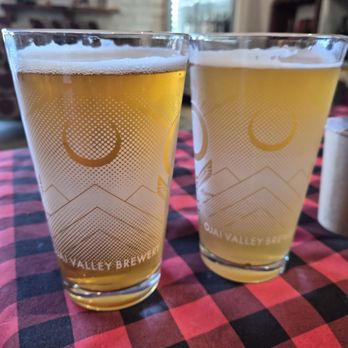 Ojai Valley Brewery - Breweries Near Me - Ojai, California