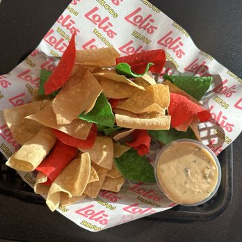 Lolis Tacos - Westshore - Queso poblano and chips - Tacos Near Me - Tampa, Florida Lolis Tacos - Westshore - Queso poblano and chips - Tacos Near Me - Tampa, Florida