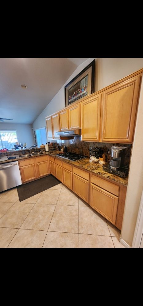 Slide of Eagle Custom Construction