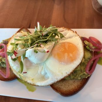 Red Dirt Social - Avocado toast gluten free - Breakfast & Brunch Near Me - Fate, Texas Red Dirt Social - Avocado toast gluten free - Breakfast & Brunch Near Me - Fate, Texas