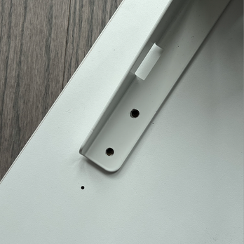 Nationwide Van Lines - Loose screws and one is missing - Movers Near Me - Tamarac, Florida