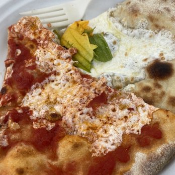 Westwind Orchard - Margherita and fior di zucchine (without anchovies) pizza - Cideries Near Me - Accord, New York
