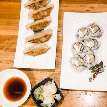 Shizen - Philly roll - Sushi Bars Near Me - San Francisco, California Shizen - Philly roll - Sushi Bars Near Me - San Francisco, California