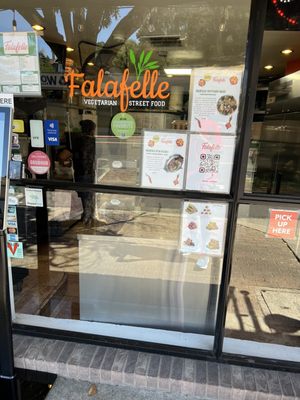 Falafelle by null
