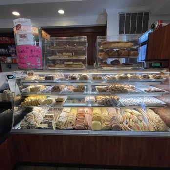 Flowers Bakery Cafe - 4.10.22 - Bakeries Near Me - Silver Spring, Maryland Flowers Bakery Cafe - 4.10.22 - Bakeries Near Me - Silver Spring, Maryland
