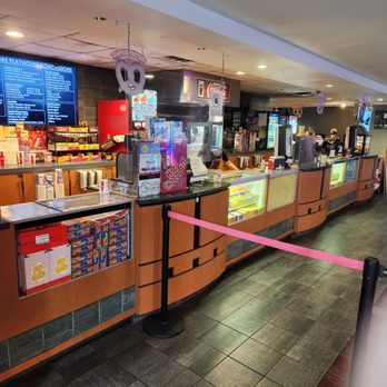 Bellmore Playhouse - The candy and popcorn area at the Bellmore theater. - Cinema Near Me - Bellmore, New York