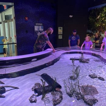 AQUARIUM OF NIAGARA - Updated August 2025 - 495 Photos & 174 Reviews