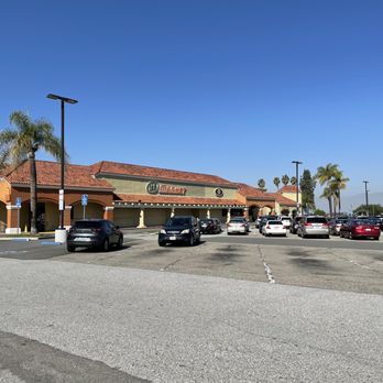 Daiso - Parking lot - Discount Store Near Me - Hacienda Heights, California