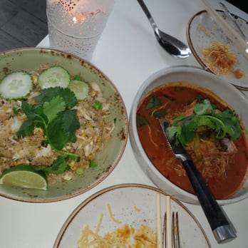 Doi Moi - Average food! Crab Fried Rice and Khao Soi. - Vietnamese Near Me - Washington, DC, District of Columbia