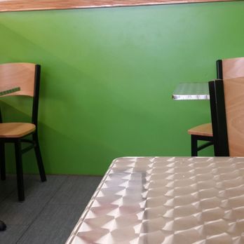 Fay Da Bakery - Seating area - Bakeries Near Me - Woodside, New York
