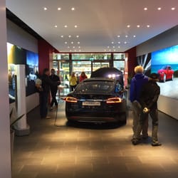 Tesla Store