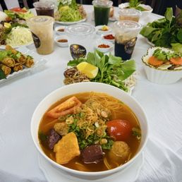 Bun Rieu