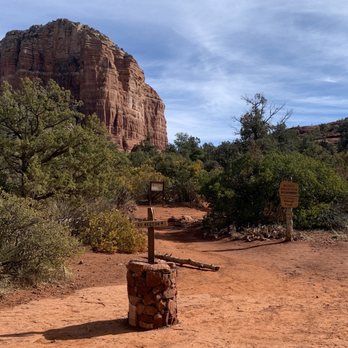 Bell Rock - Mostly well marked trails - Hiking Near Me - Sedona, Arizona