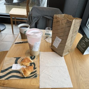 Starbucks - Coffee & Tea Near Me - Sutherlin, Oregon Starbucks - Coffee & Tea Near Me - Sutherlin, Oregon