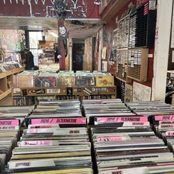 Thrillhouse Records - Inside the record shop