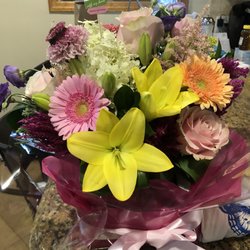 Joyce Florist - A floral arrangement for my wife in celebration of our 31st Wedding Anniversary