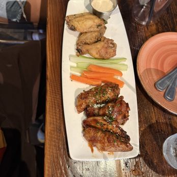 Birdie's Eastside - Lemon Pepper & Kung Pao Wings - Bars Near Me - Dallas, Texas
