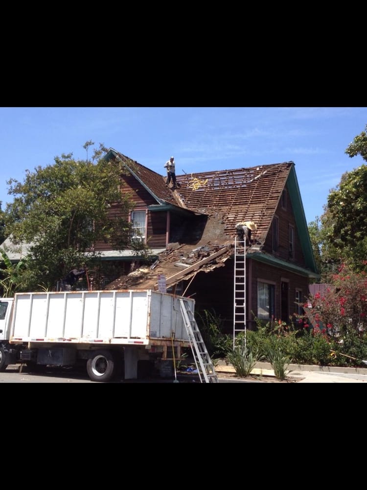Slide of Selah Roofing 