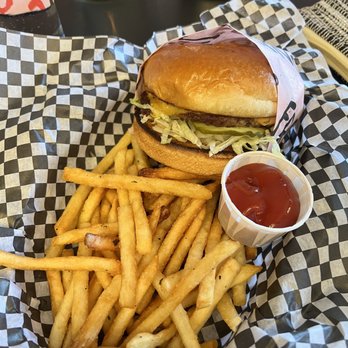 Francis Burger Joint - Burgers Near Me - Minneapolis, Minnesota Francis Burger Joint - Burgers Near Me - Minneapolis, Minnesota